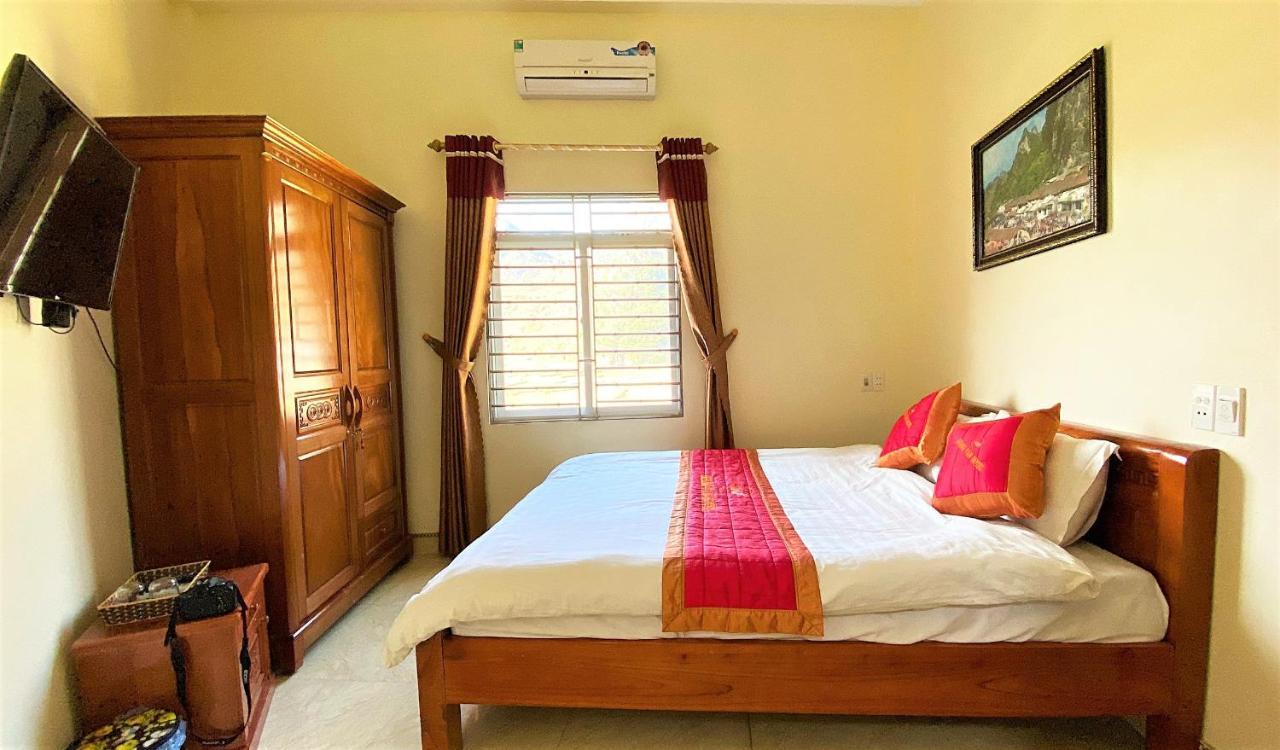 Hoang Van Hotel Dong Van (Ha Giang) Exterior photo