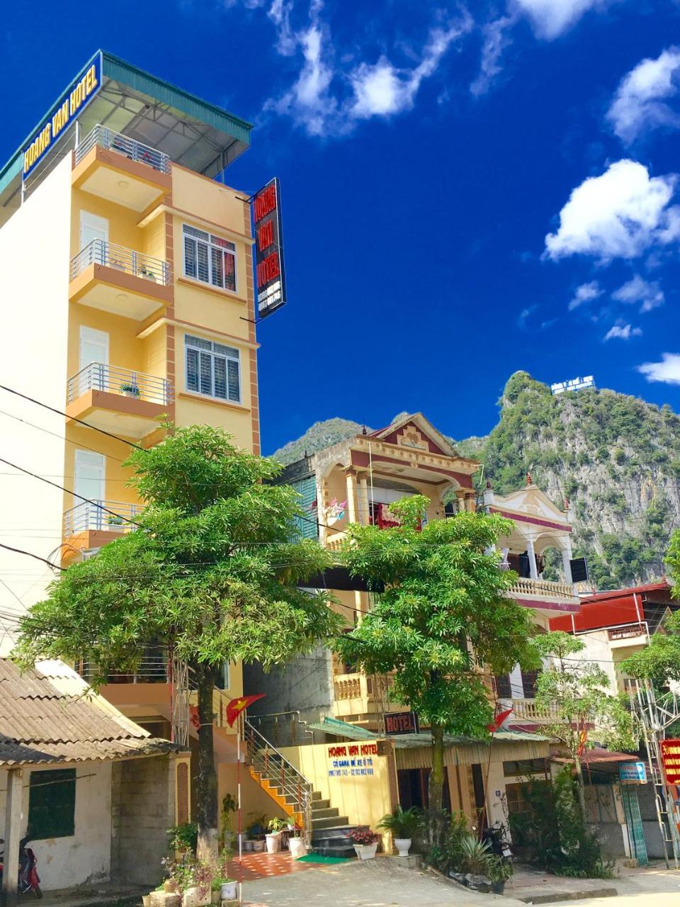 Hoang Van Hotel Dong Van (Ha Giang) Exterior photo