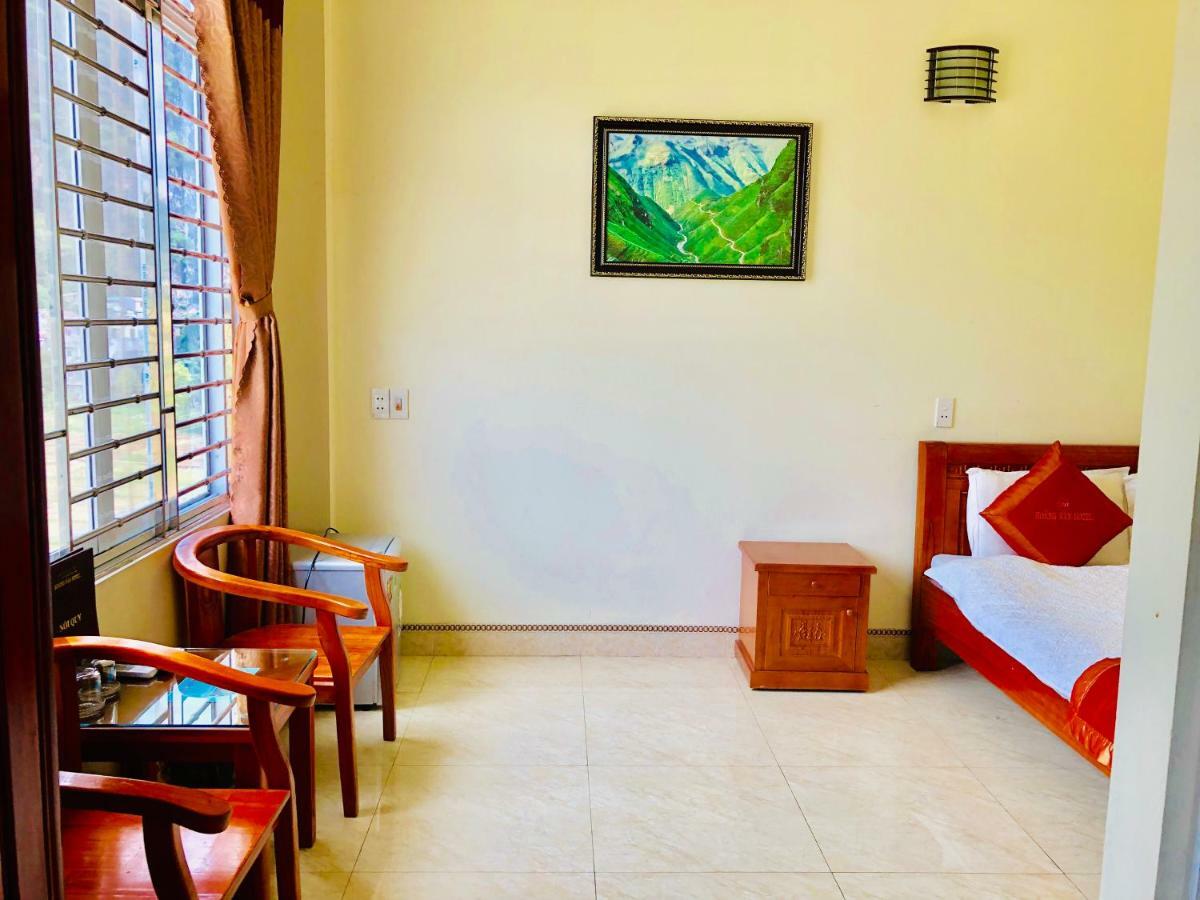 Hoang Van Hotel Dong Van (Ha Giang) Exterior photo
