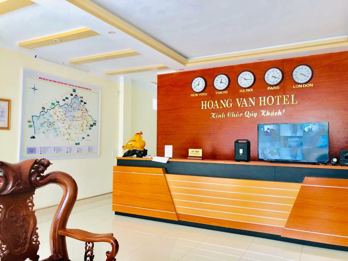 Hoang Van Hotel Dong Van (Ha Giang) Exterior photo